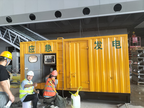 闽侯怎样判断空气滤清器是否需要更换？